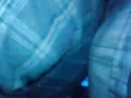 Busty minx- ը մի փոքր զվարճանում է